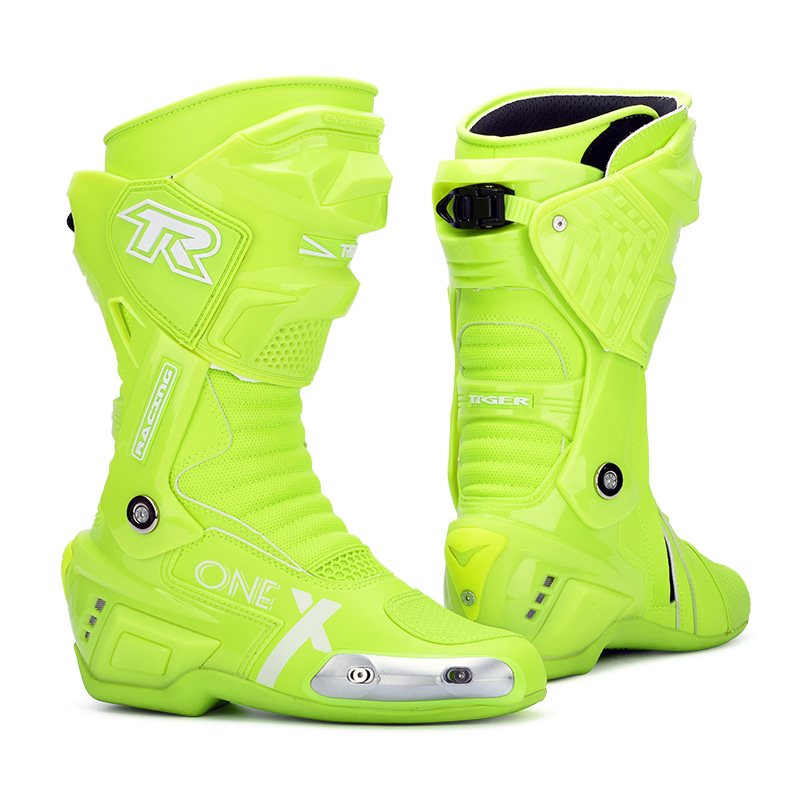 1738888063_xAERpB9am1